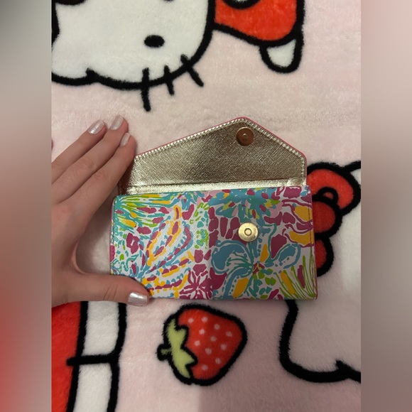 Lilly Pulitzer Wallet - Picture 3 of 5